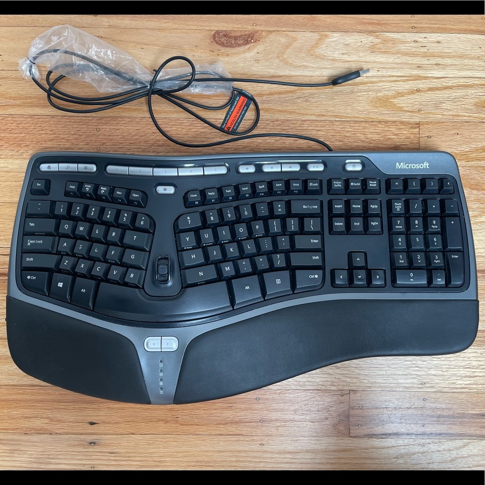 Microsoft Natural Ergonomic Keyboard 4000 v1.0